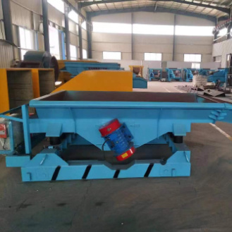 振動電爐(lú)加料(liào)車